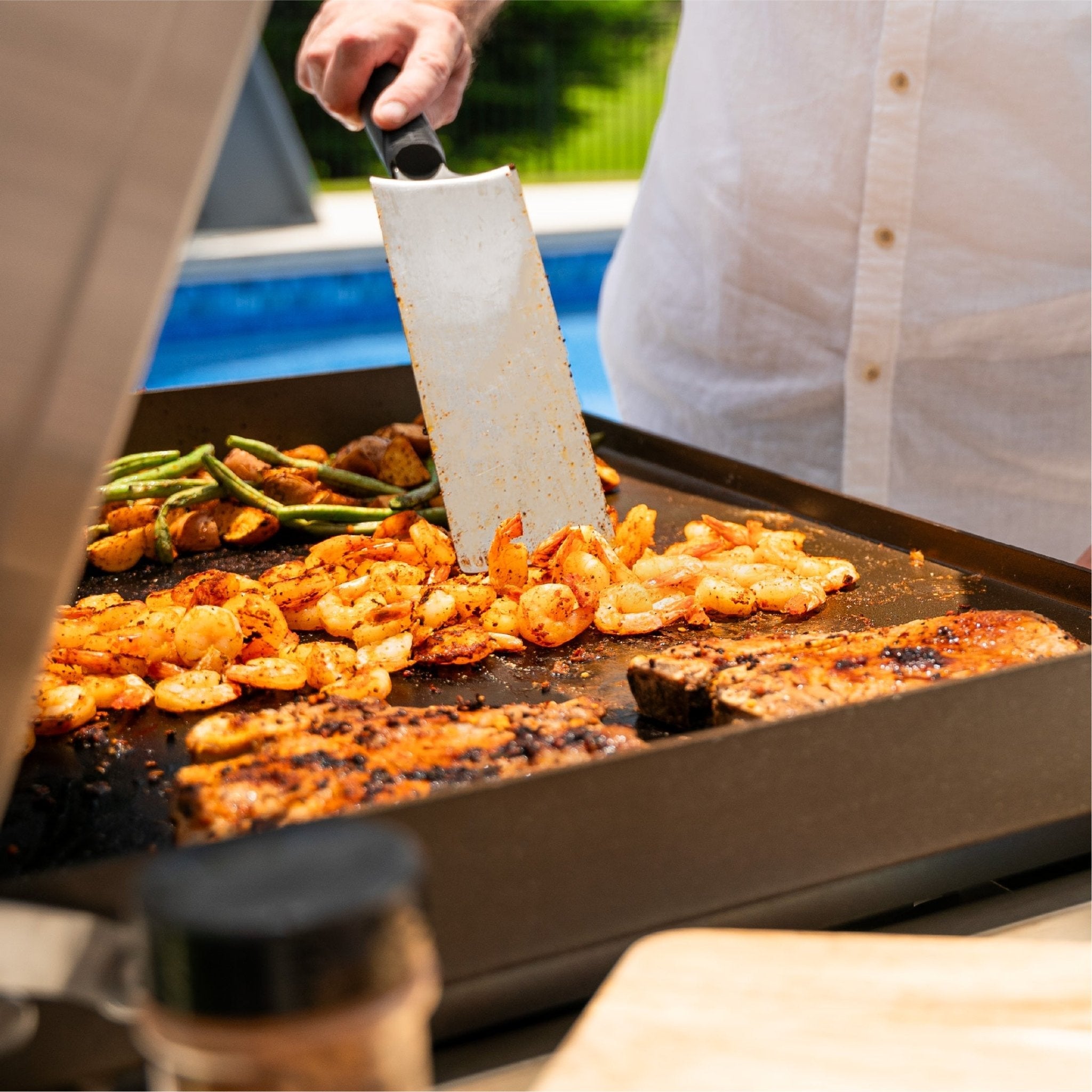 Blackstone Select 28in Griddle W/Cabinet 6009