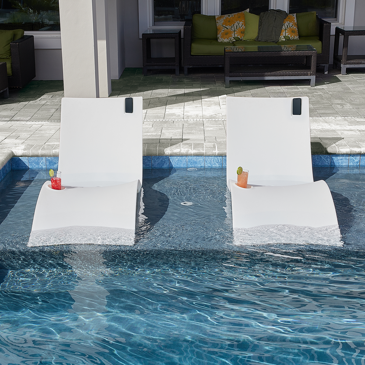 Kai Shelf Lounger — Set of Two (for tanning shelves with 9″ of water or less) Model FL600WE
