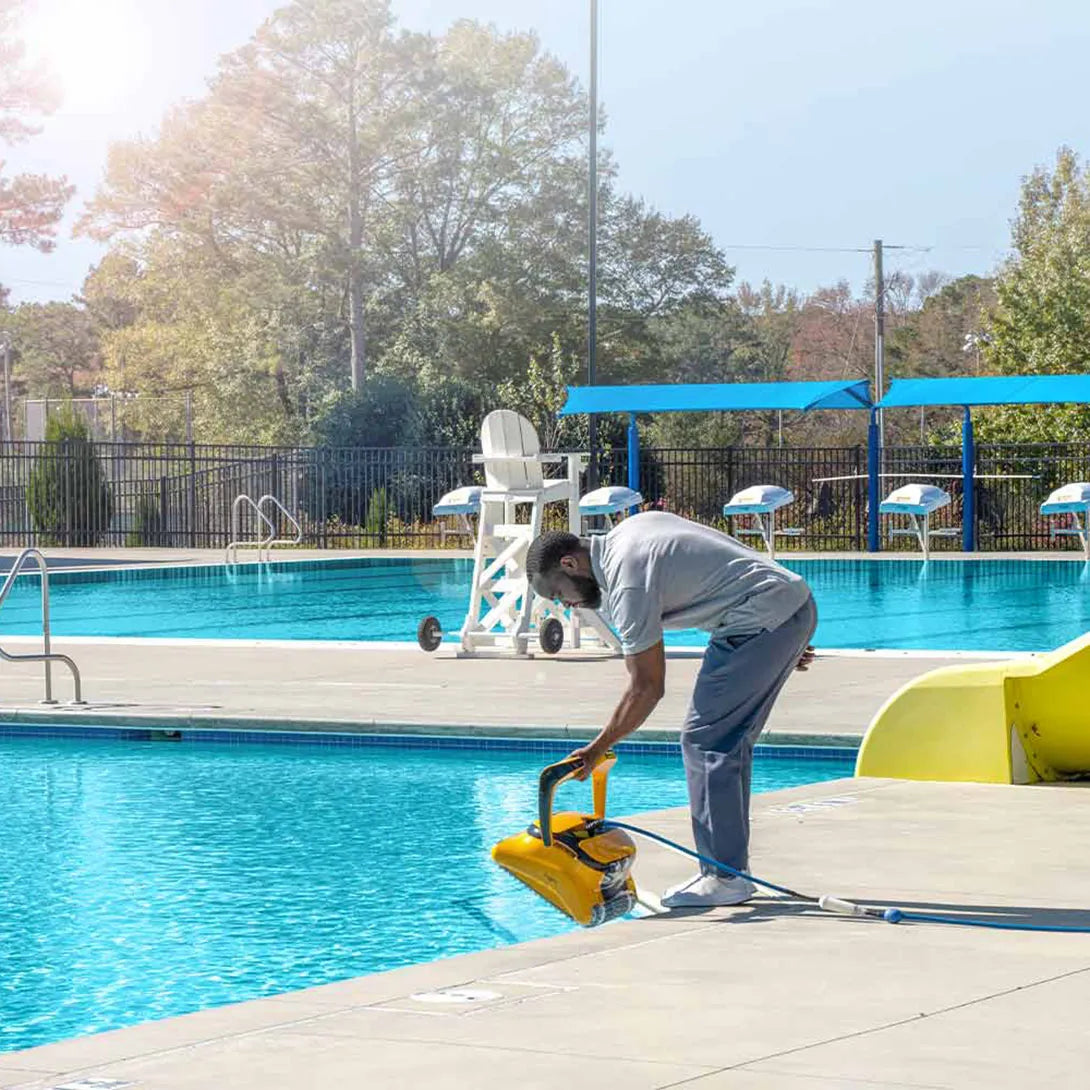 Dolphin WAVE 60 Robotic Pool Cleaner