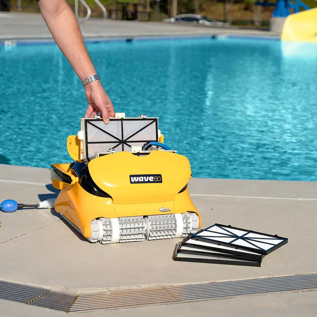 Dolphin WAVE 80 Commercial / Residential Robotic Pool Cleaner