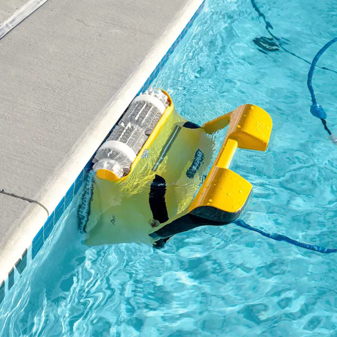 Dolphin WAVE 80 Commercial / Residential Robotic Pool Cleaner