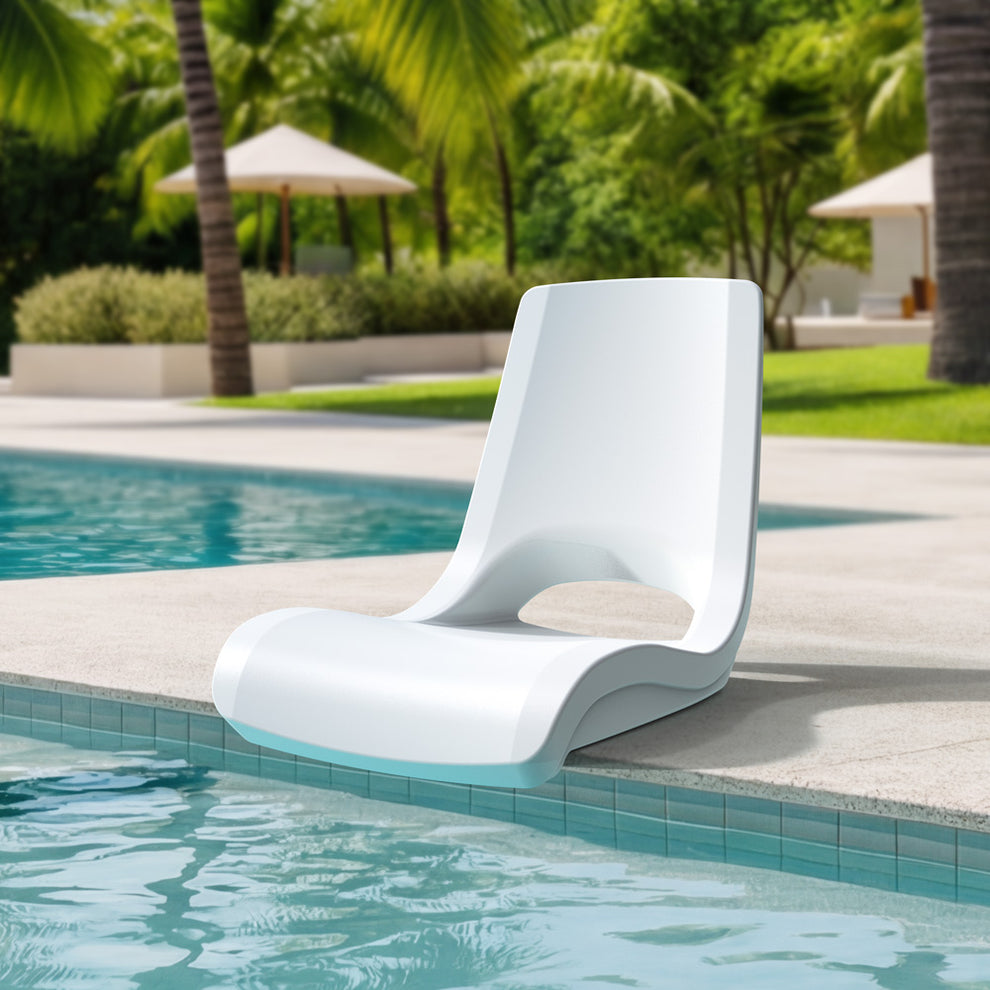 Step2 Commercial Forma Poolside Seat