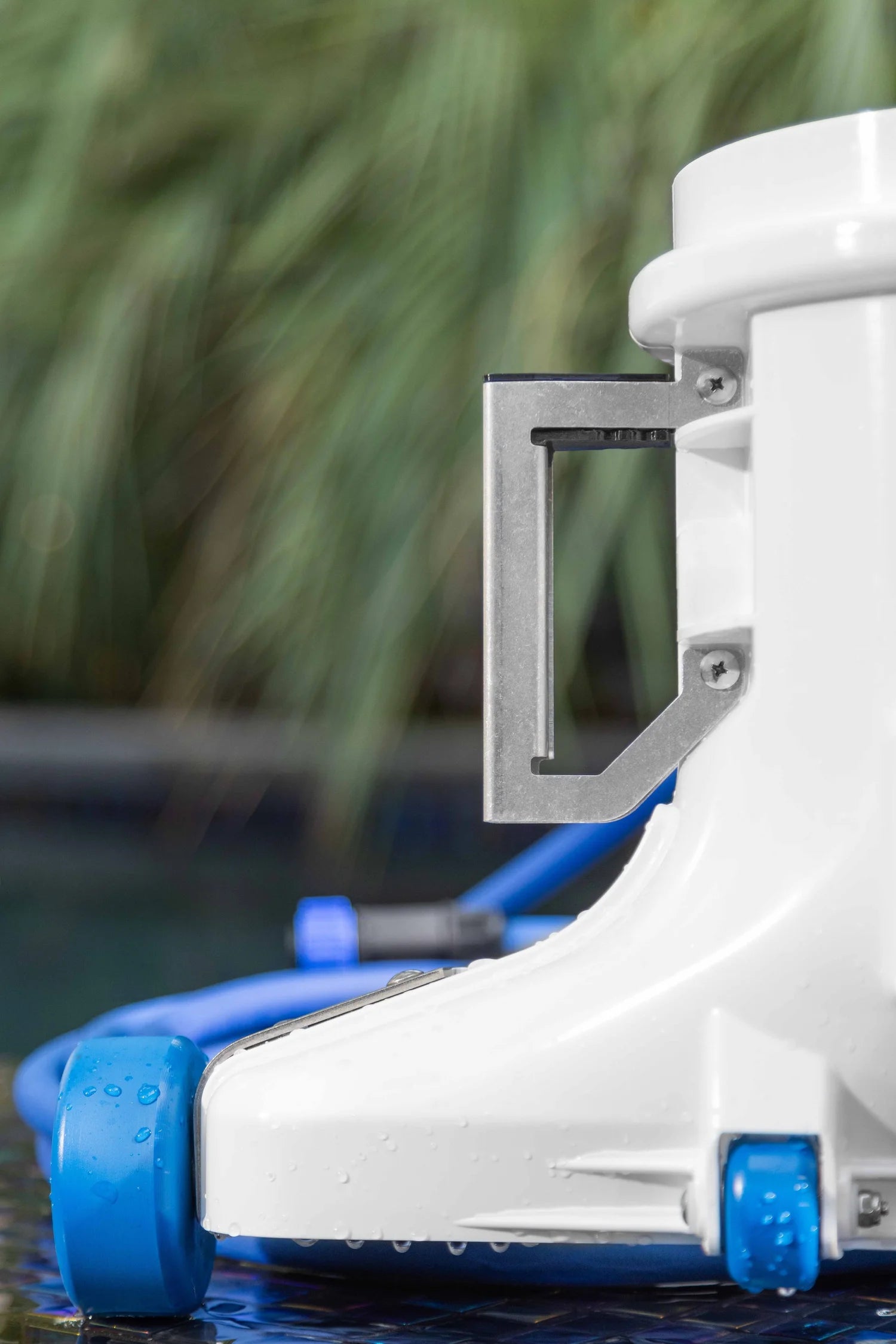 HAMMER-HEAD REMORA | Model XR1600